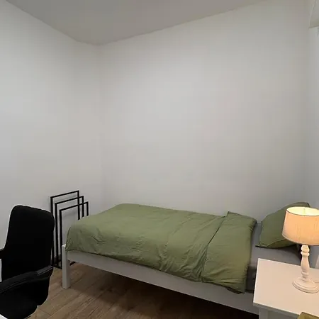 Apartament Varlak